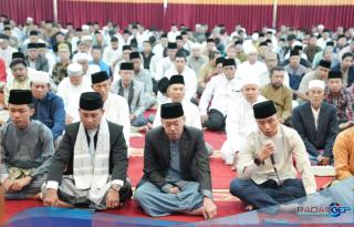 Di Masjid Agung Al Ikhlas Bagansiapiapi Dan Gelar Open House